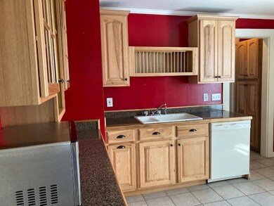 42 Parker St unit B, Winchester, NH 03470 - photo 5