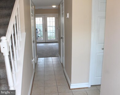 9057 Mcrae Ct, Manassas, VA 20110 - photo 4