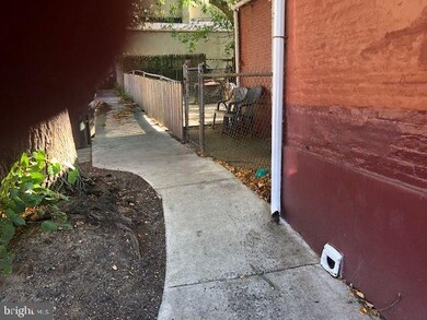 501 North St, Lancaster, PA 17602 - photo 2