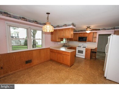 301 Sweinhart Rd, Boyertown, PA 19512 - photo 3