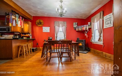 1043 Charles St, Jersey Shore, PA 17740 - photo 6