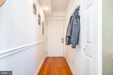 1125 12th St NW unit 72, Washington, DC 20005 - photo 6