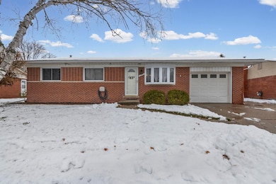 35674 Shook Ln, Clinton Township, MI 48035 - photo 2