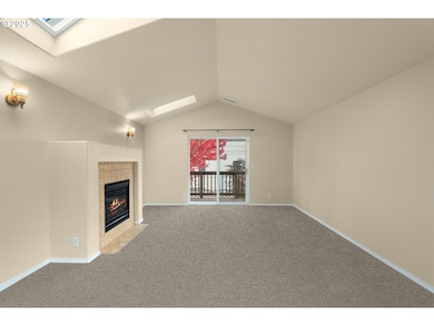 5045 SE 70th Ave, Portland, OR 97206 - photo 3