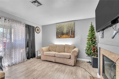 4893 S Torrey Pines Dr unit 202, Las Vegas, NV 89103 - photo 7