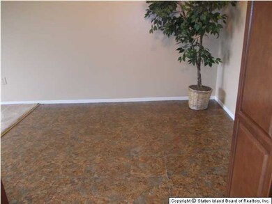 595 Correll Ave unit 144, Staten Island, NY 10309 - photo 5