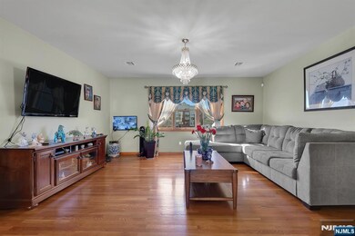 4 Saint Francis St unit 10, Newark, NJ 07105 - photo 2