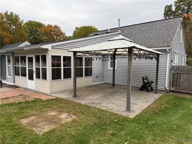 129 Grove St, North Syracuse, NY 13212 - photo 7