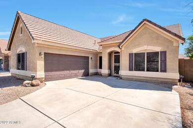 1221 S Bedford Pl_front1