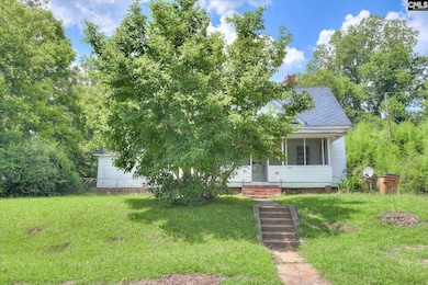 216 Circle St, Edgefield, SC 29824 - photo 3