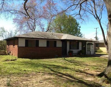 504 Warren St, Jacksonville, AR 72076 - photo 2