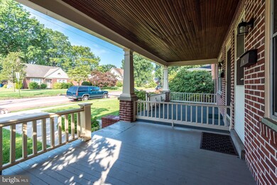 915 Columbia Ave, Lansdale, PA 19446 - photo 4