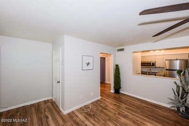 Living area 1, unit 110