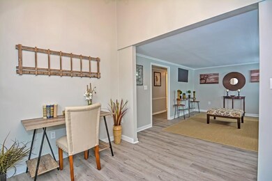 15 Berkshire Rd, Nashua, NH 03064 - photo 2