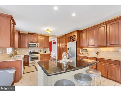 9 Armitage Ct, Sewell, NJ 08080 - photo 5