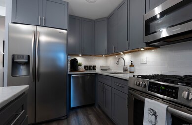 Fountain Terrace at Strawberry Hill unit 129, Stamford, CT 06902 - photo 7