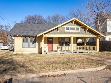 102 W Gilmer St, Ennis, TX 75119 - photo 4