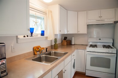 46 Wilmot Center Rd, New London, NH 03233 - photo 6