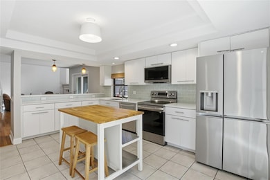 6425 Wellington Dr, Orlando, FL 32819 - photo 4