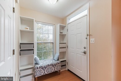 45597 Whitcomb Square, Sterling, VA 20166 - photo 2