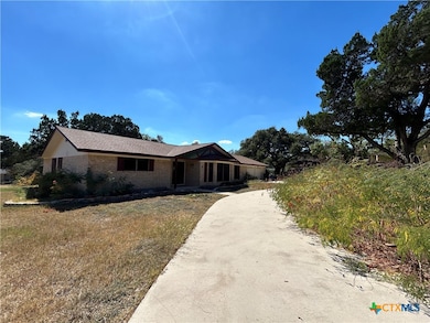 11 La Mesa Dr, New Braunfels, TX 78130 - photo 2