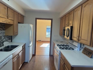 2740 Judah Rd unit 1, Lake Orion, MI 48359 - photo 7