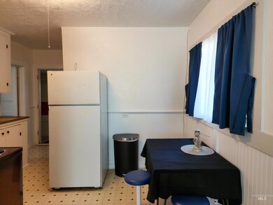 604 W Galloway Ave, Weiser, ID 83672 - photo 5