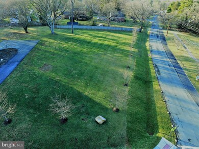 3500 Queen Mary Dr, Olney, MD 20832 - photo 3