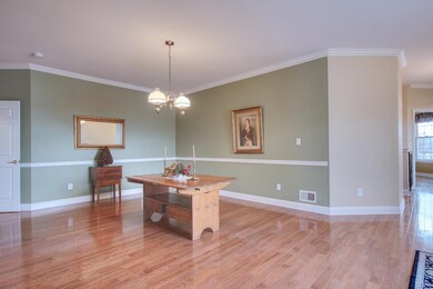 6811 Jewel Ln, Macungie, PA 18062 - photo 7
