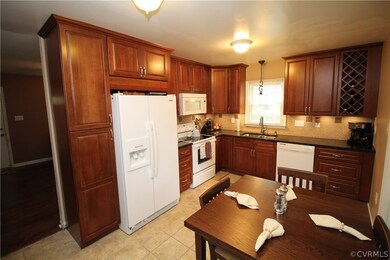 745 Canterbury Dr, Ruther Glen, VA 22546 - photo 5