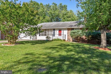 12913 Forest View Dr, Beltsville, MD 20705 - photo 2