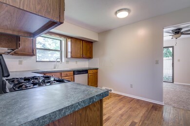 210 Maple Avenue-12