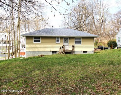 224 Elm St, Schenectady, NY 12304 - photo 3