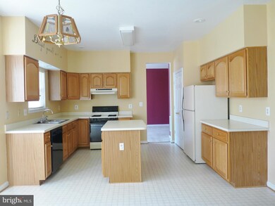 13215 Sapphire Ridge Place, Bristow, VA 20136 - photo 7