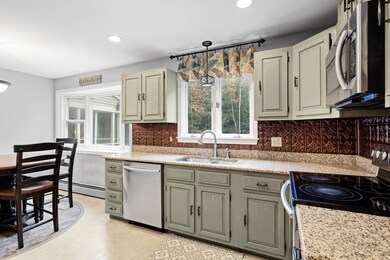 37 Strawberry Hill Rd, Bedford, NH 03110 - photo 4