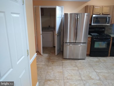 12808 Portias Promise Dr, Bowie, MD 20720 - photo 5