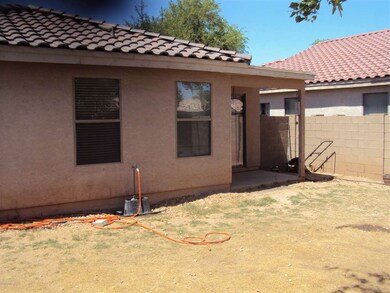 1369 S Wagon Wheel Ct, Chandler, AZ 85286 - photo 7