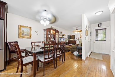 8 Carpenter Ave, Staten Island, NY 10314 - photo 4