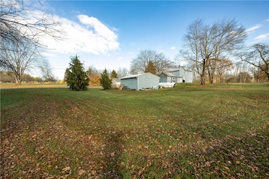 582 Pollock Store Rd, Volant, PA 16156 - photo 4