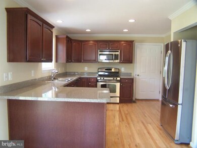 909 George Ave, Essex, MD 21221 - photo 6