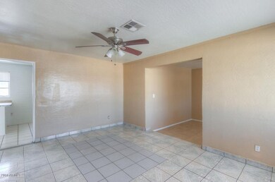 Living Room (2)-SMALL