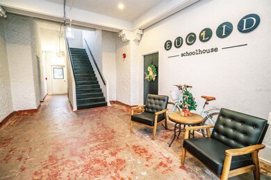 1090 10th St N, Saint Petersburg, FL 33705 - photo 3