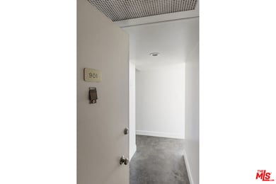 4411 Los Feliz Blvd unit 901, Los Angeles, CA 90027 - photo 2