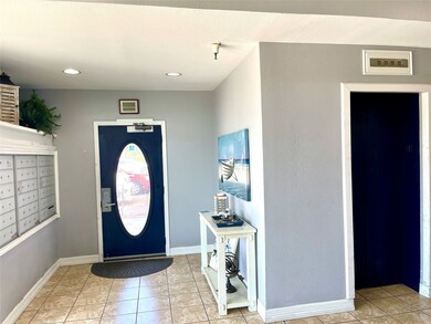 MAILBOX'S IN ENTRY FOYER