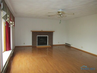 Family Room (20x10)