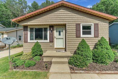 05-7039 N Aurelius Rd-WindowStill-R