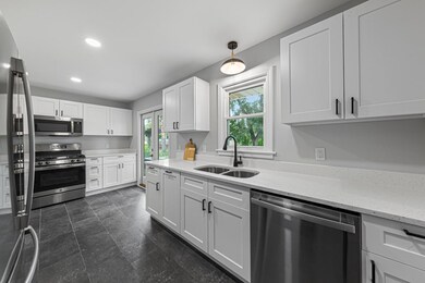 5307 Newton Ave N, Minneapolis, MN 55430 - photo 7