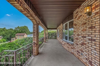 140 River St, Pittston, PA 18640 - photo 2