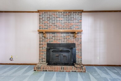 108 Laran Rd, Jacksonville, NC 28540 - photo 4