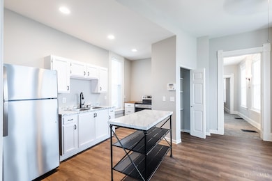 1874 Fairfax Ave, Cincinnati, OH 45207 - photo 7